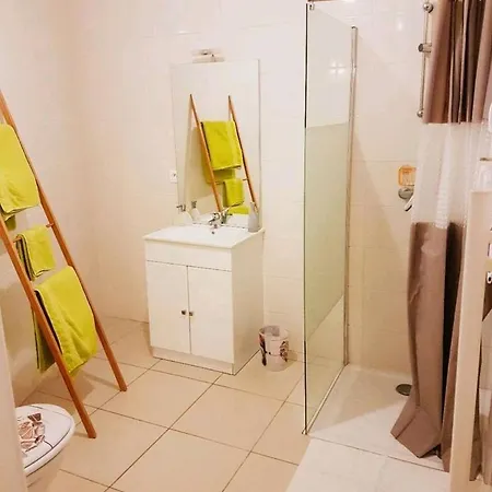 Appartement Cosy Proche Toutes Commodites.