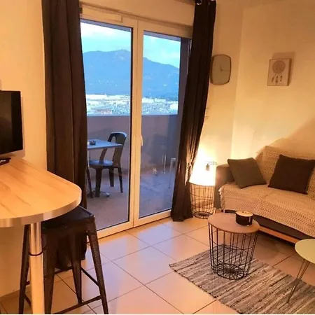 Appartement cosy proche toutes commodités.